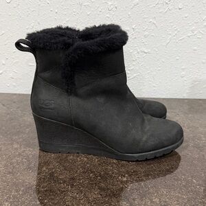 UGG Women's Devorah Waterproof‎ Black Wedge Boots